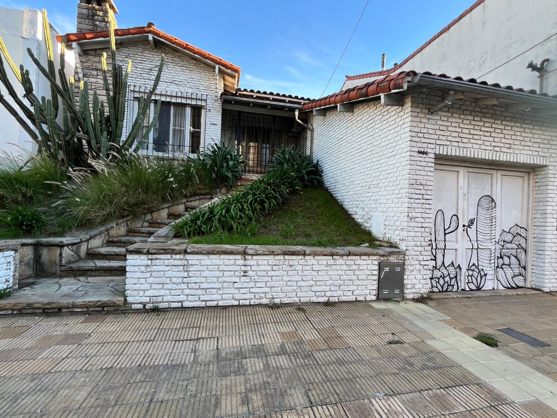 Venta Casa en Tigre con Jardín / Pileta / Cochera