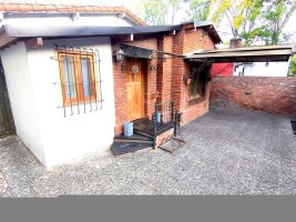 House for sale in Victoria with patio, grill, quincho