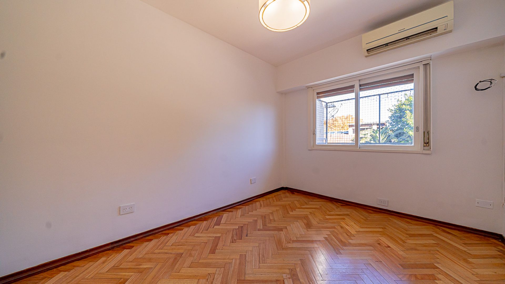 Venta 3 Amb Balcon Cochera Av Libertador Martinez