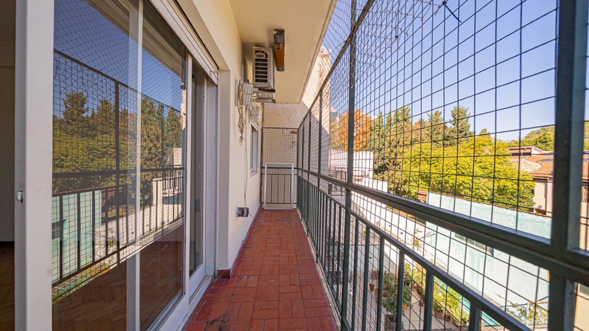 Venta 3 Amb Balcon Cochera Av Libertador Martinez