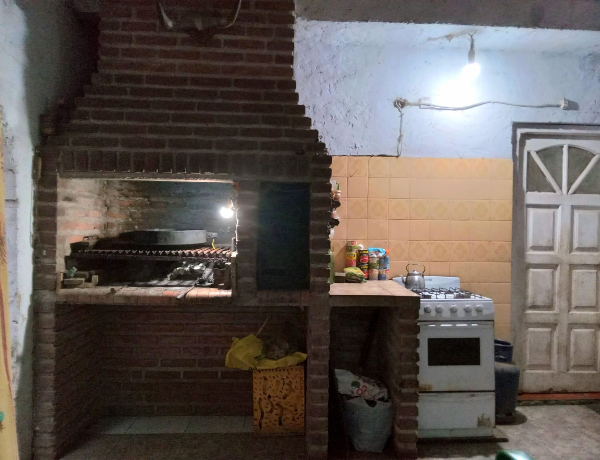 Venta Casa 4 Amb C/Garage, Parrilla. Lote 300 M2.