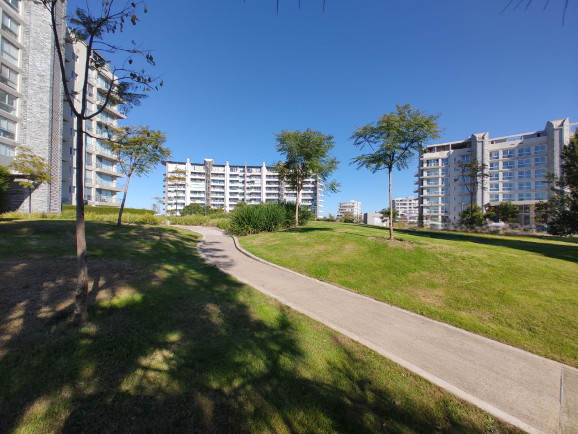 Venta Departamento 2 Amb. Yoo Ii Nordelta, Cochera