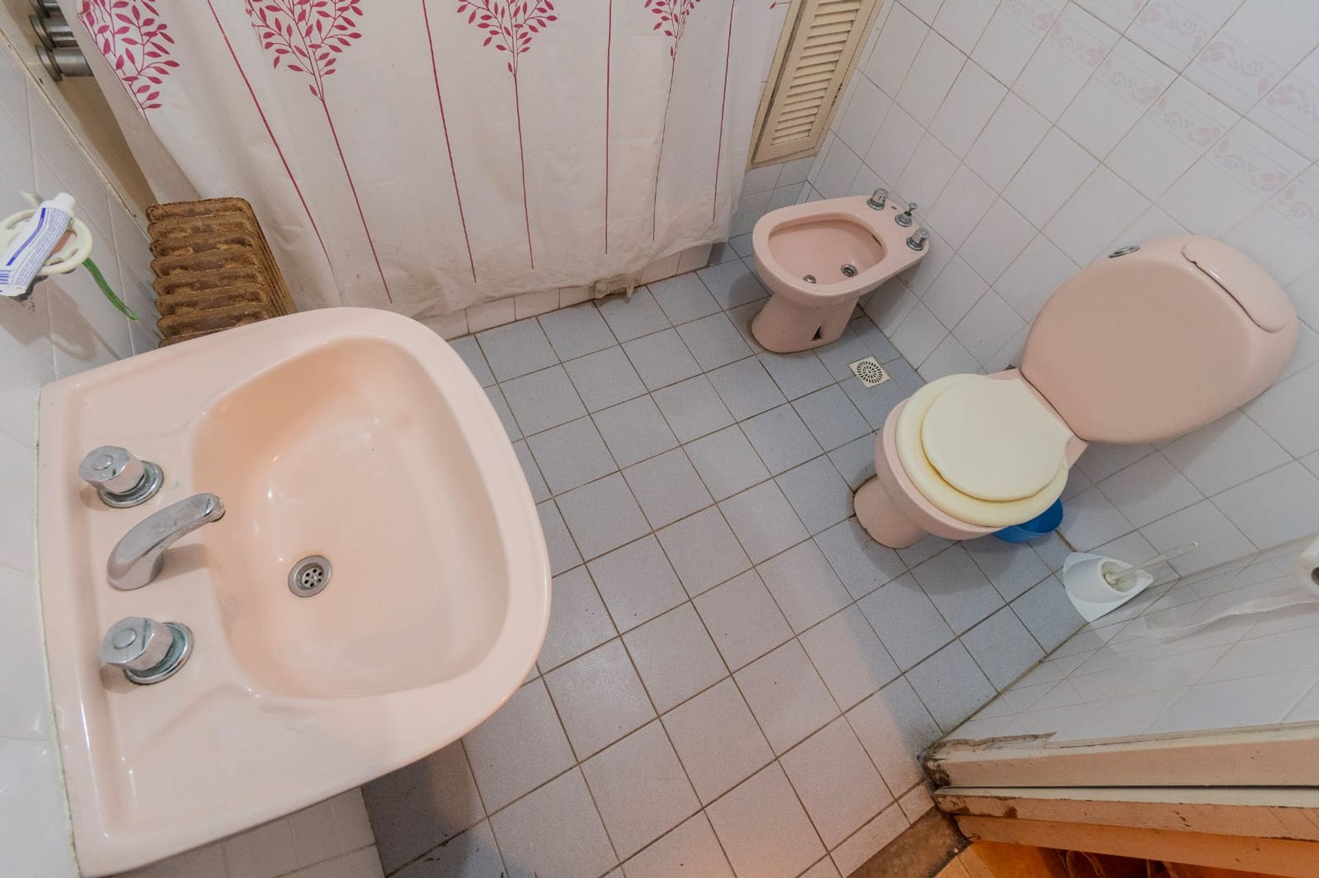Venta Casa A Refaccionar En Rincon