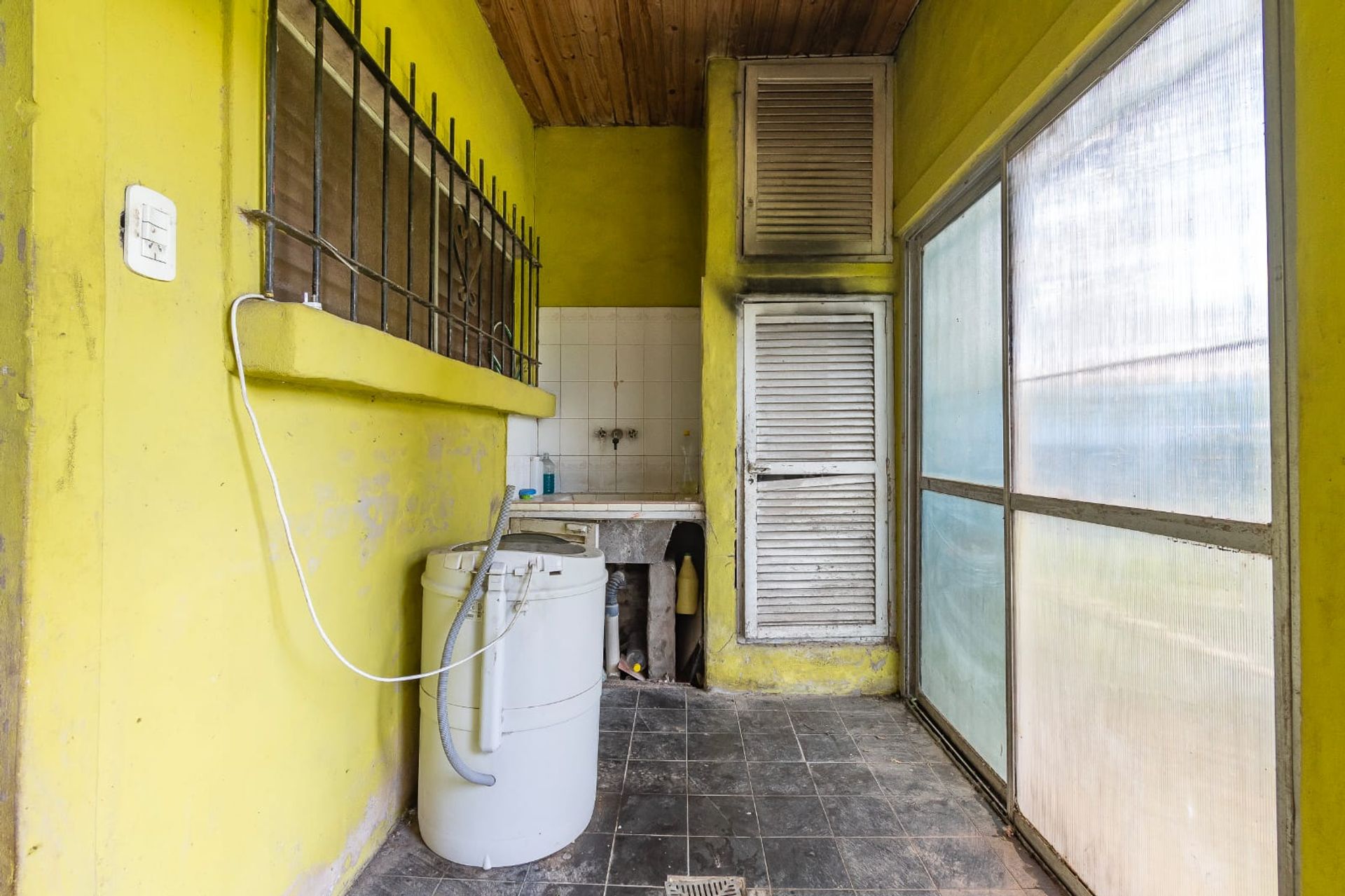 Venta Casa A Refaccionar En Rincon