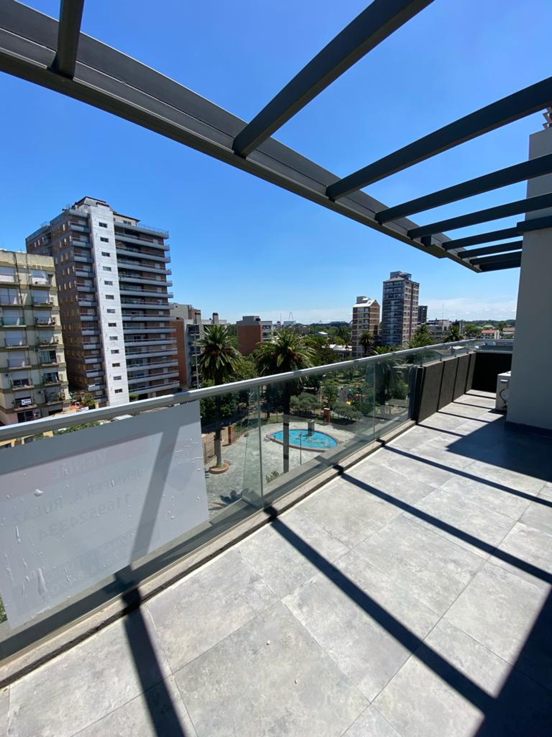 Venta departamento 4 amb Tigre dos cocheras
