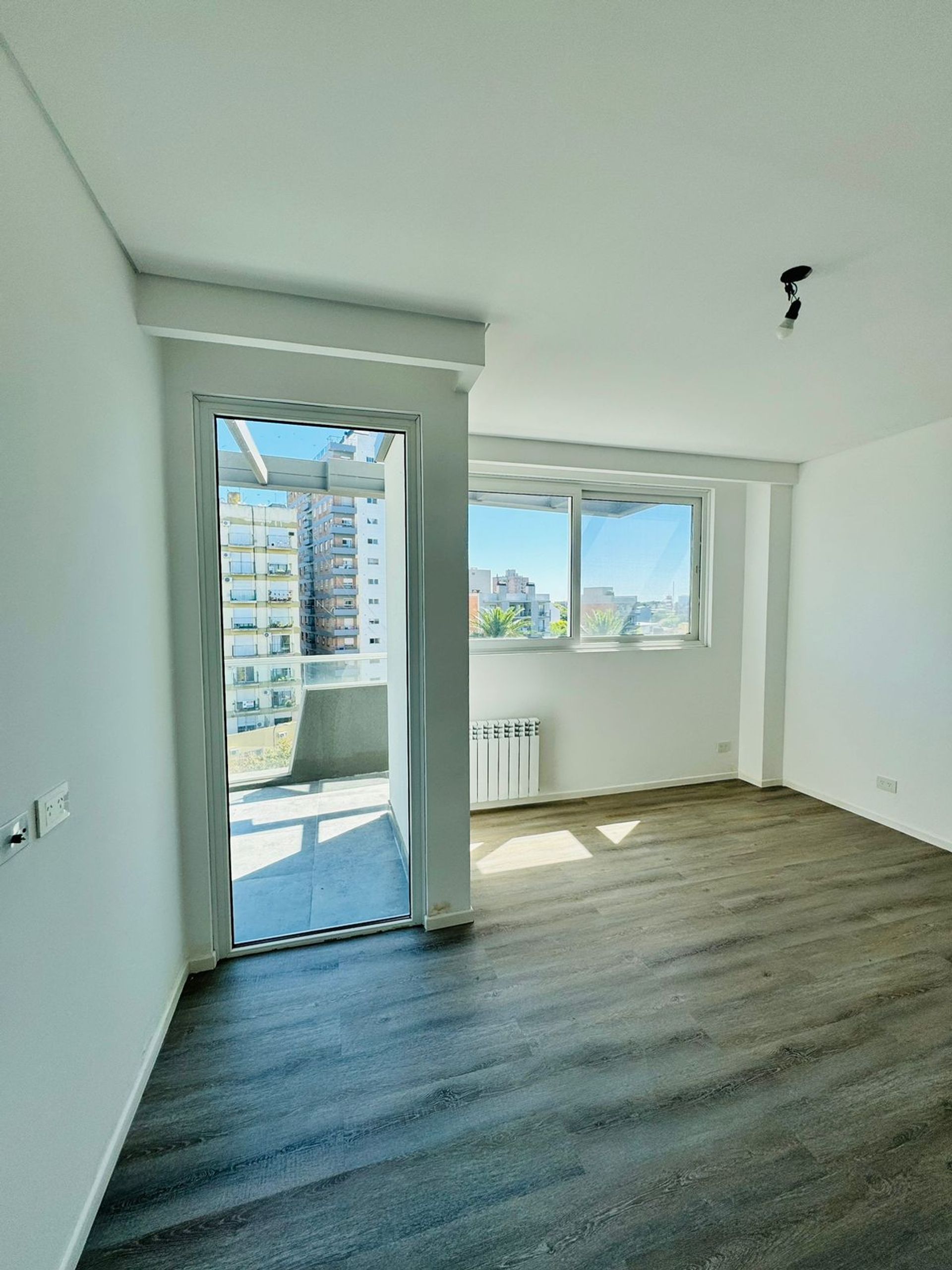 Venta departamento 4 amb Tigre dos cocheras