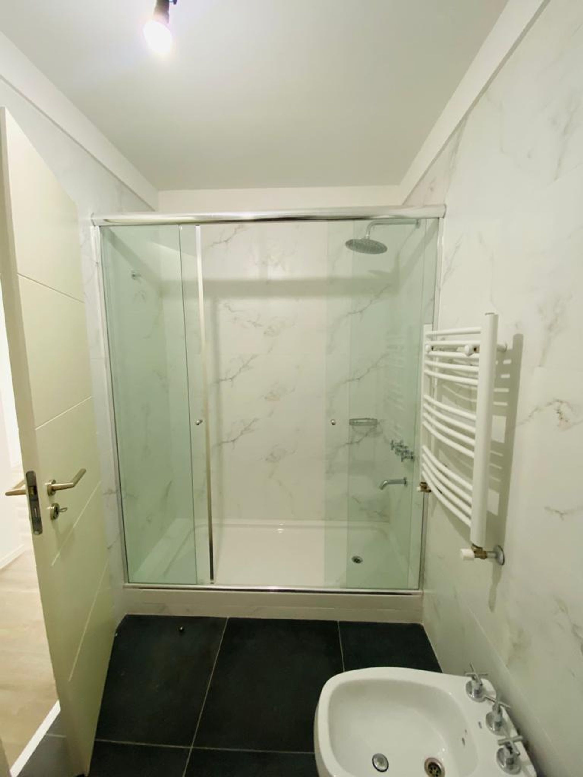 Venta departamento 4 amb Tigre dos cocheras