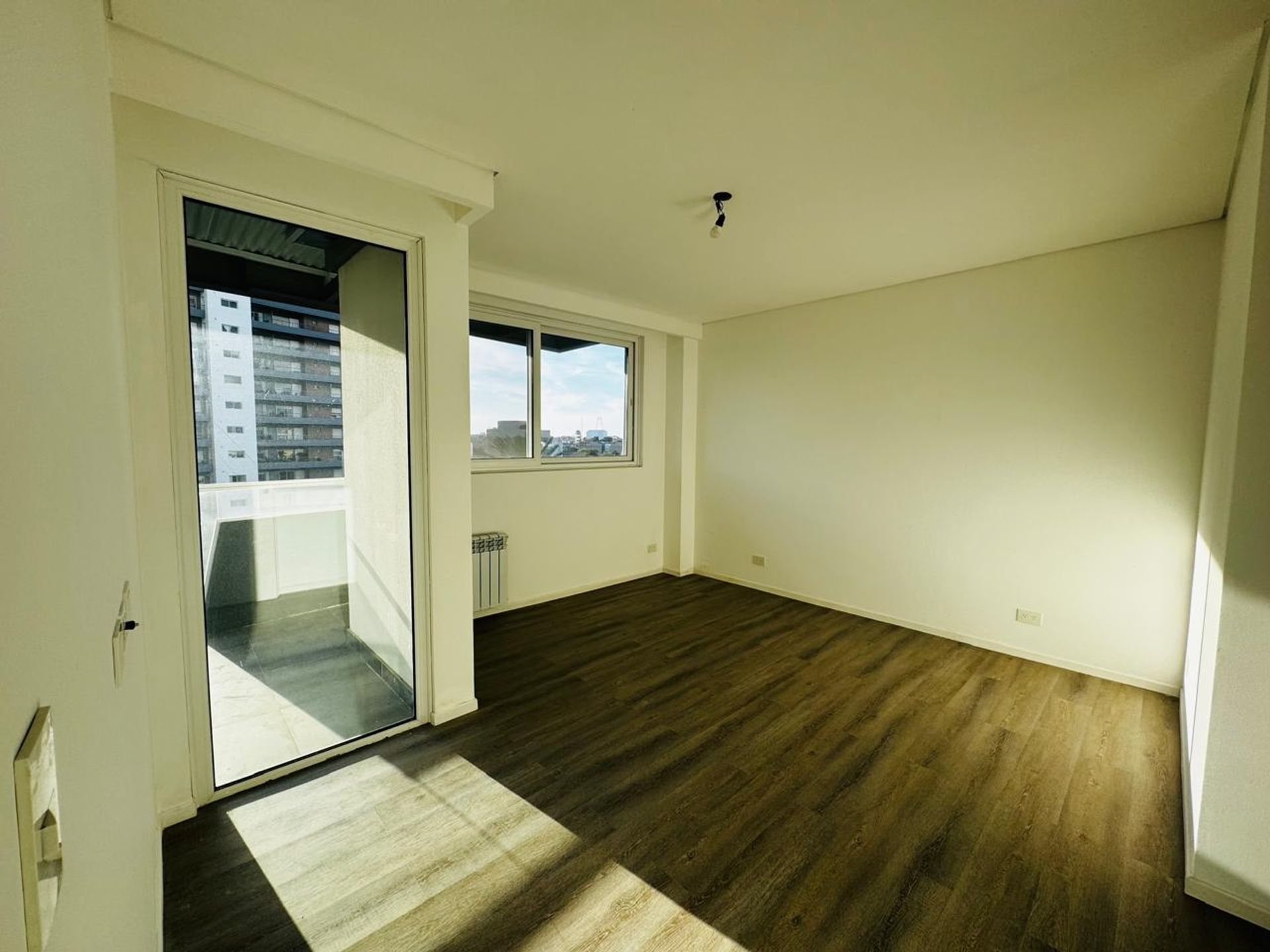 Venta departamento 4 amb Tigre dos cocheras