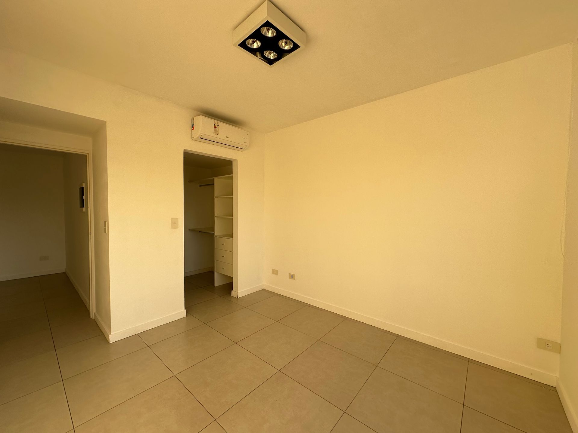 ALQUILER Nordelta Qbay Golf 3 Ambientes Cochera