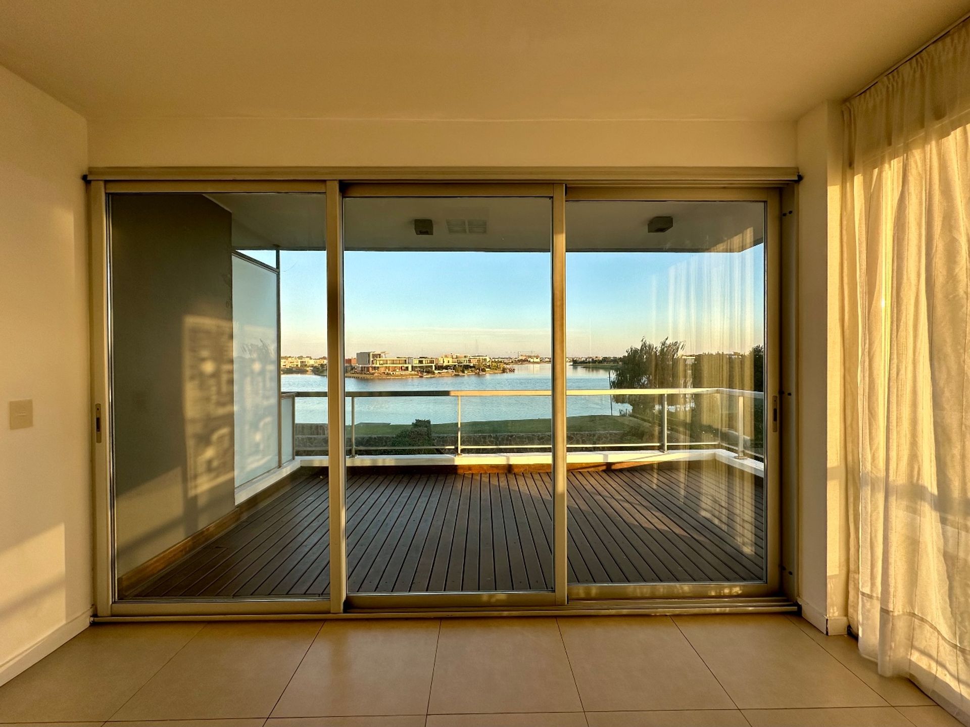 ALQUILER Nordelta Qbay Golf 3 Ambientes Cochera