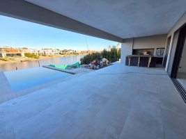 House for Sale, 7 Rooms, La Laguna Carpinchos Nordelta