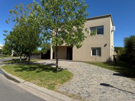 Casa En Venta 3 Dorm Bo San Francisco Tigre