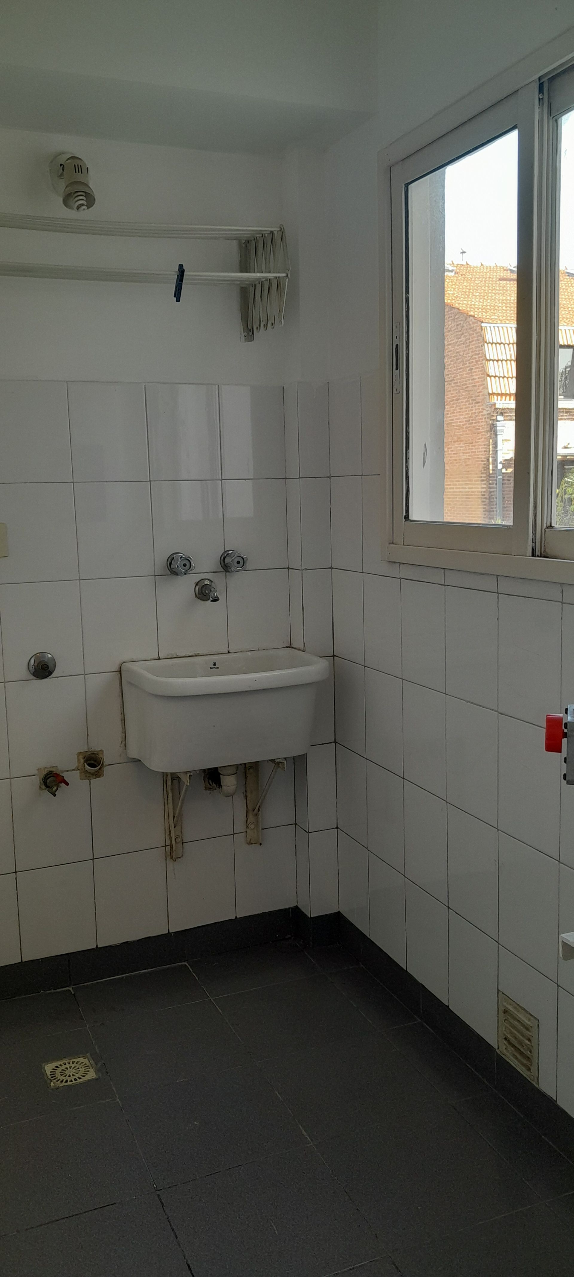 Alquiler departamento 2 amb San Isidro - COCHERA