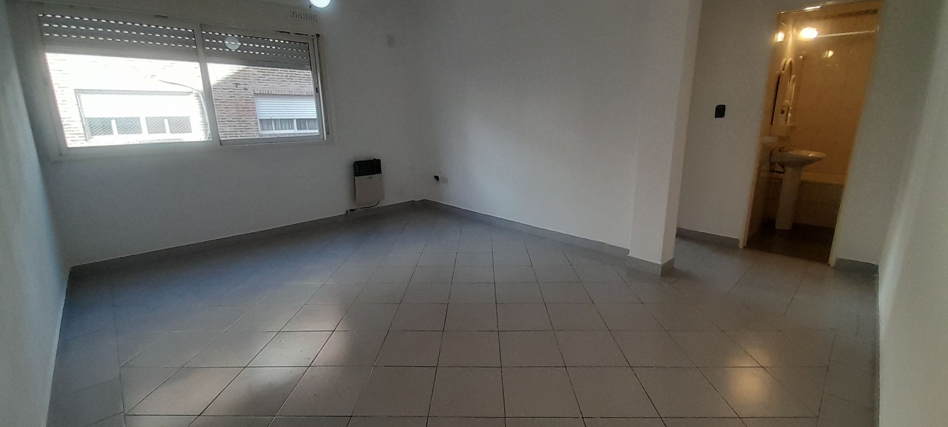 Alquiler departamento 2 amb San Isidro - COCHERA