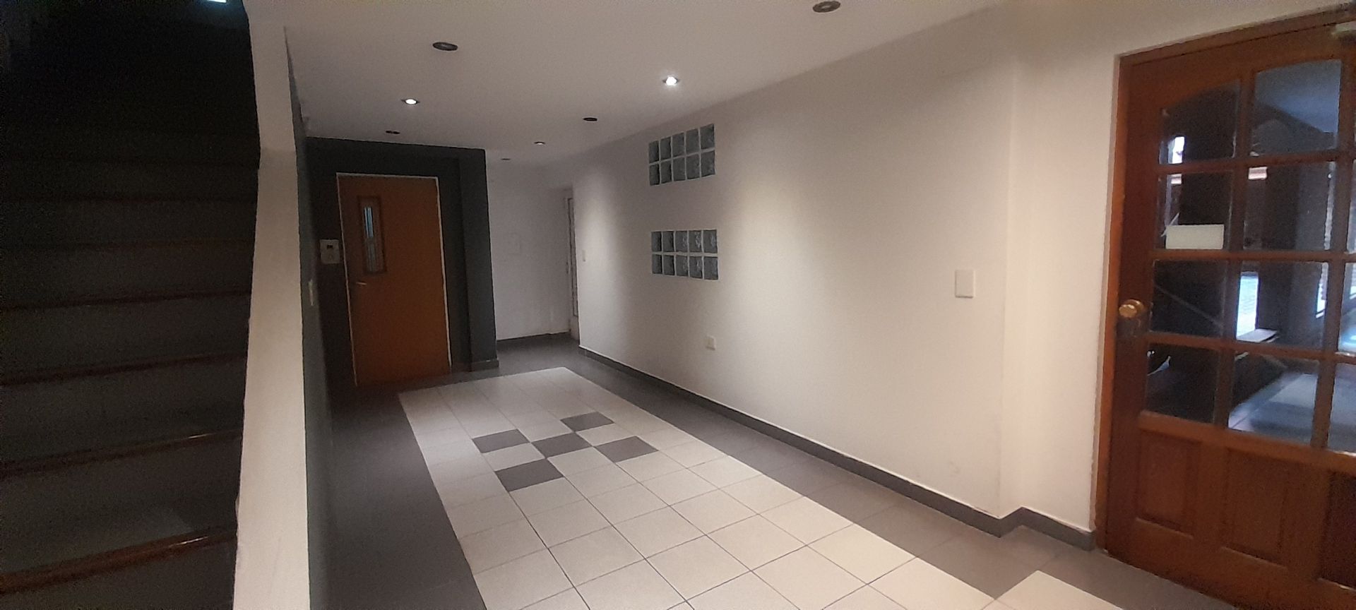 Alquiler departamento 2 amb San Isidro - COCHERA
