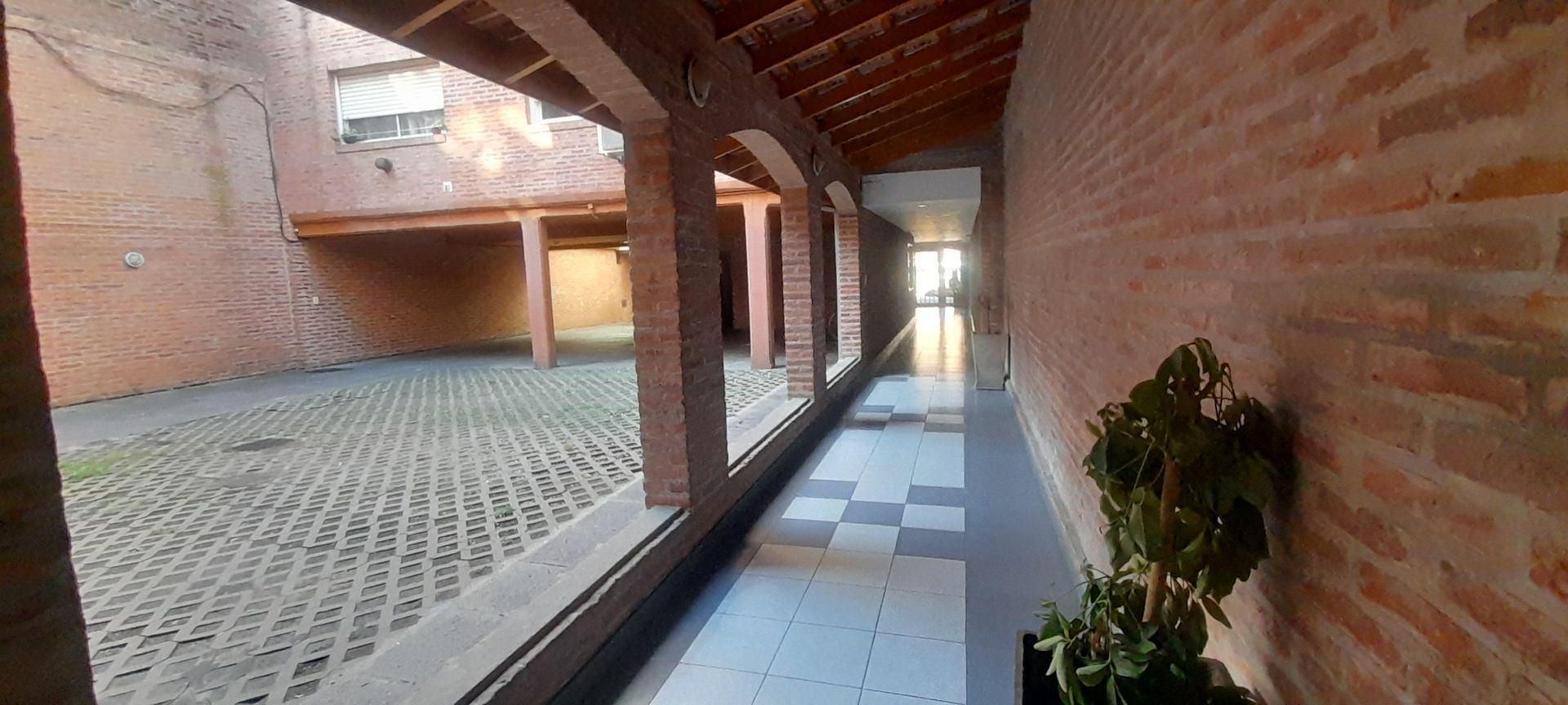 Alquiler departamento 2 amb San Isidro - COCHERA
