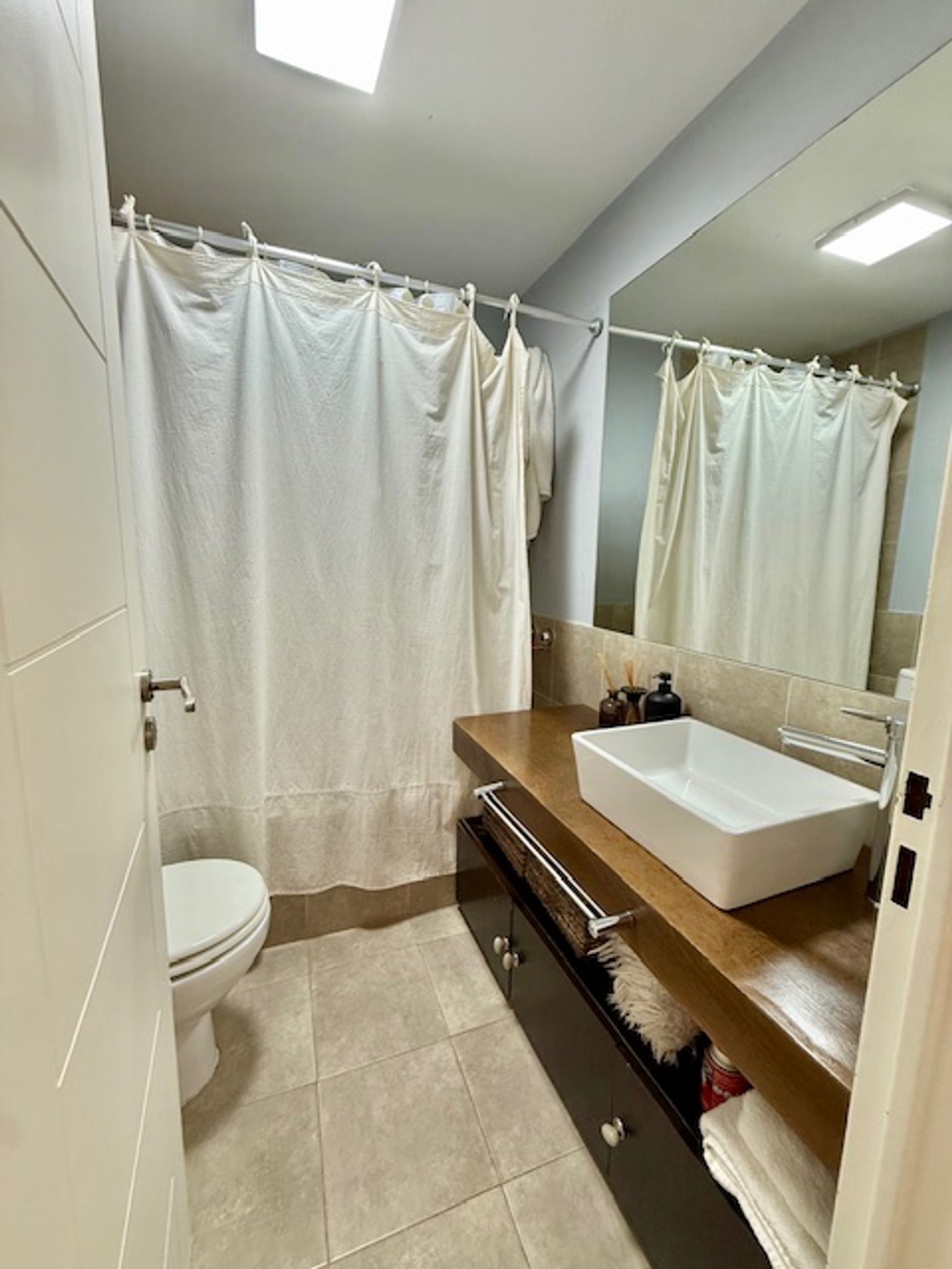 Venta Departamento 3 Amb En Nordelta Con Jardin
