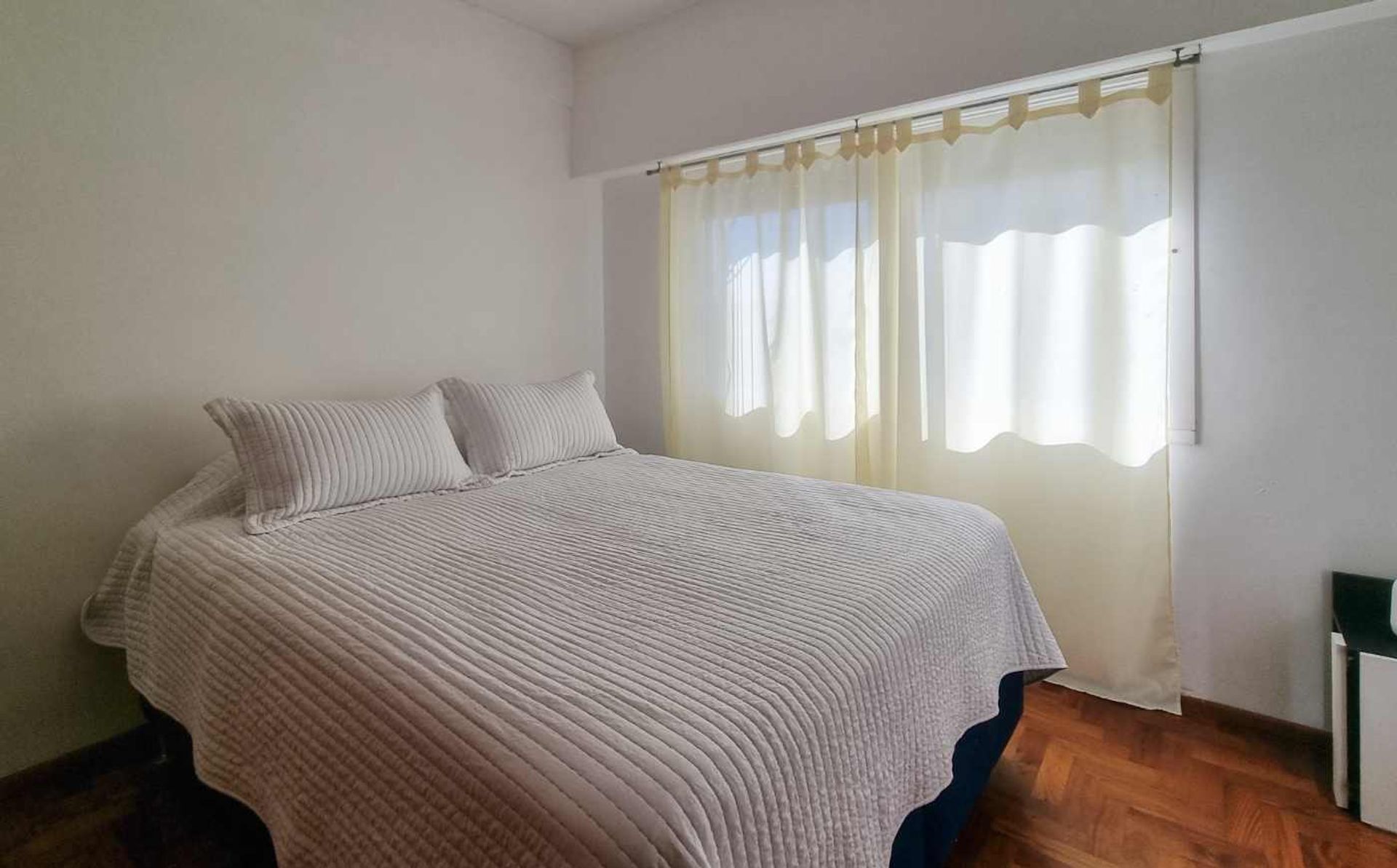 Venta departamento 3 ambientes La Lucila Luminoso