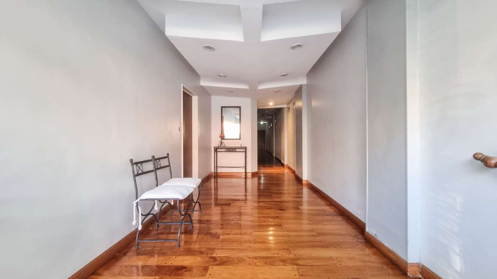 Venta departamento 3 ambientes La Lucila Luminoso