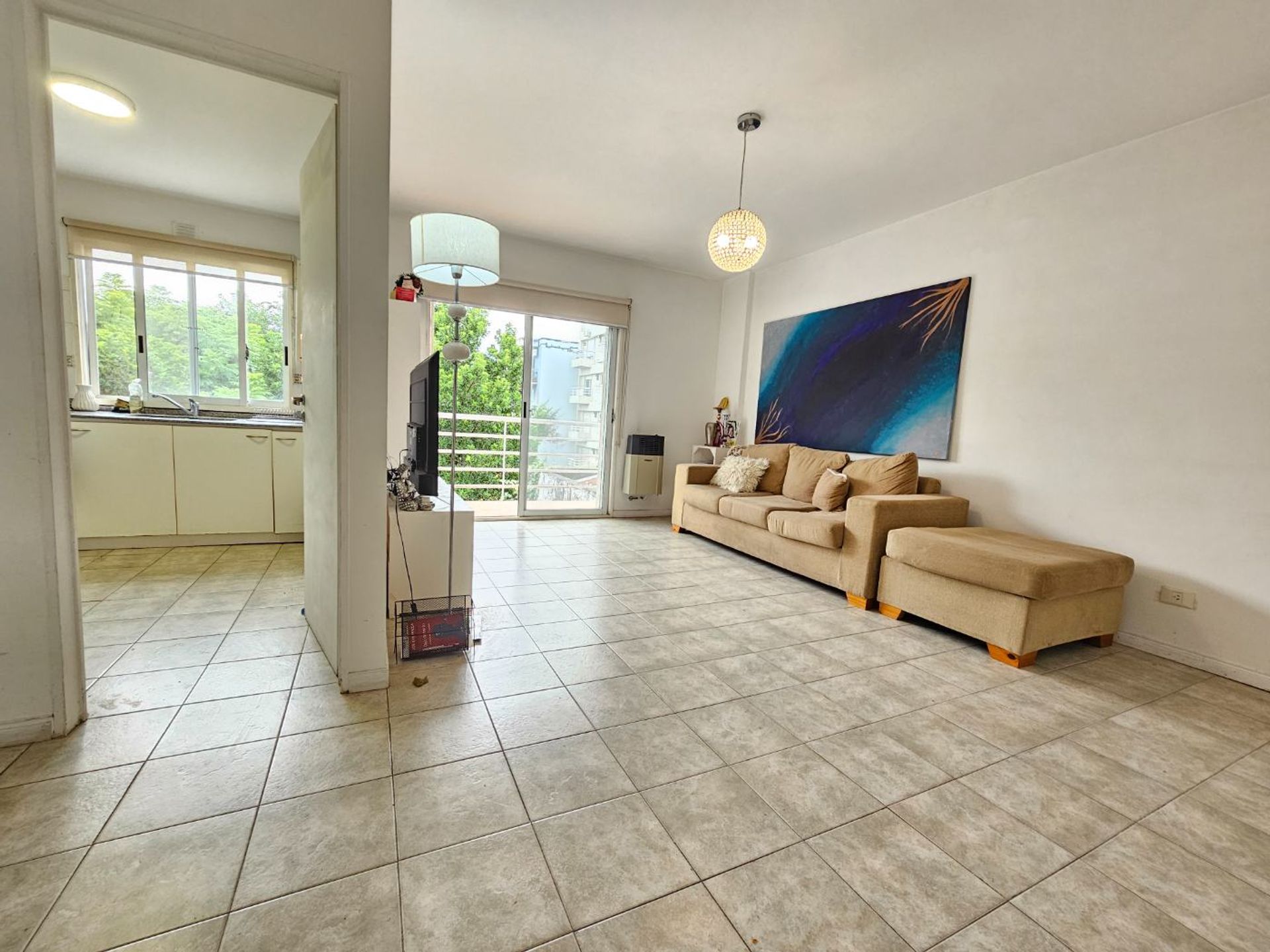 Excte. dpto 2 amb c/ coch-balcon-Venta-Victoria