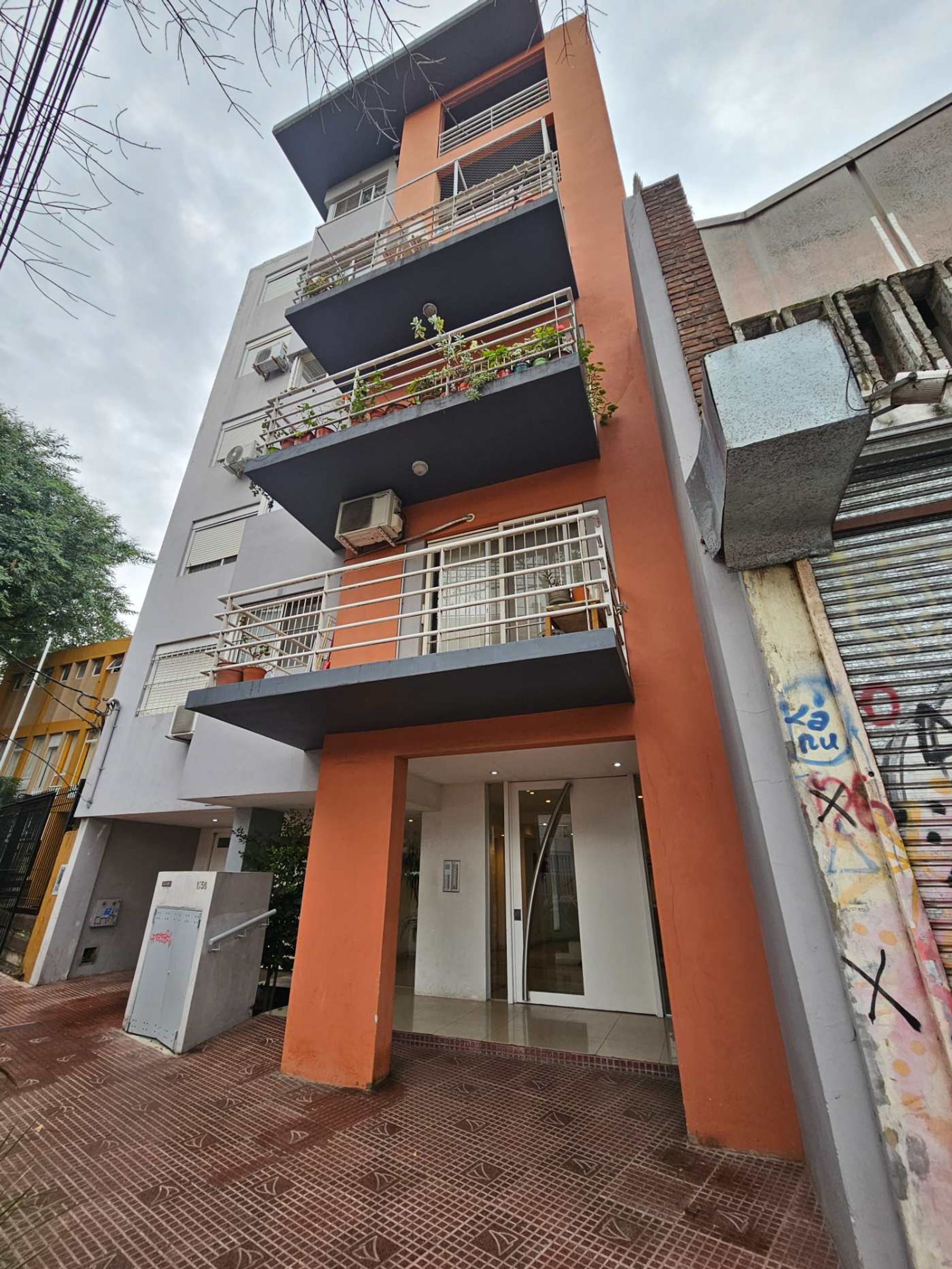 Excte. dpto 2 amb c/ coch-balcon-Venta-Victoria