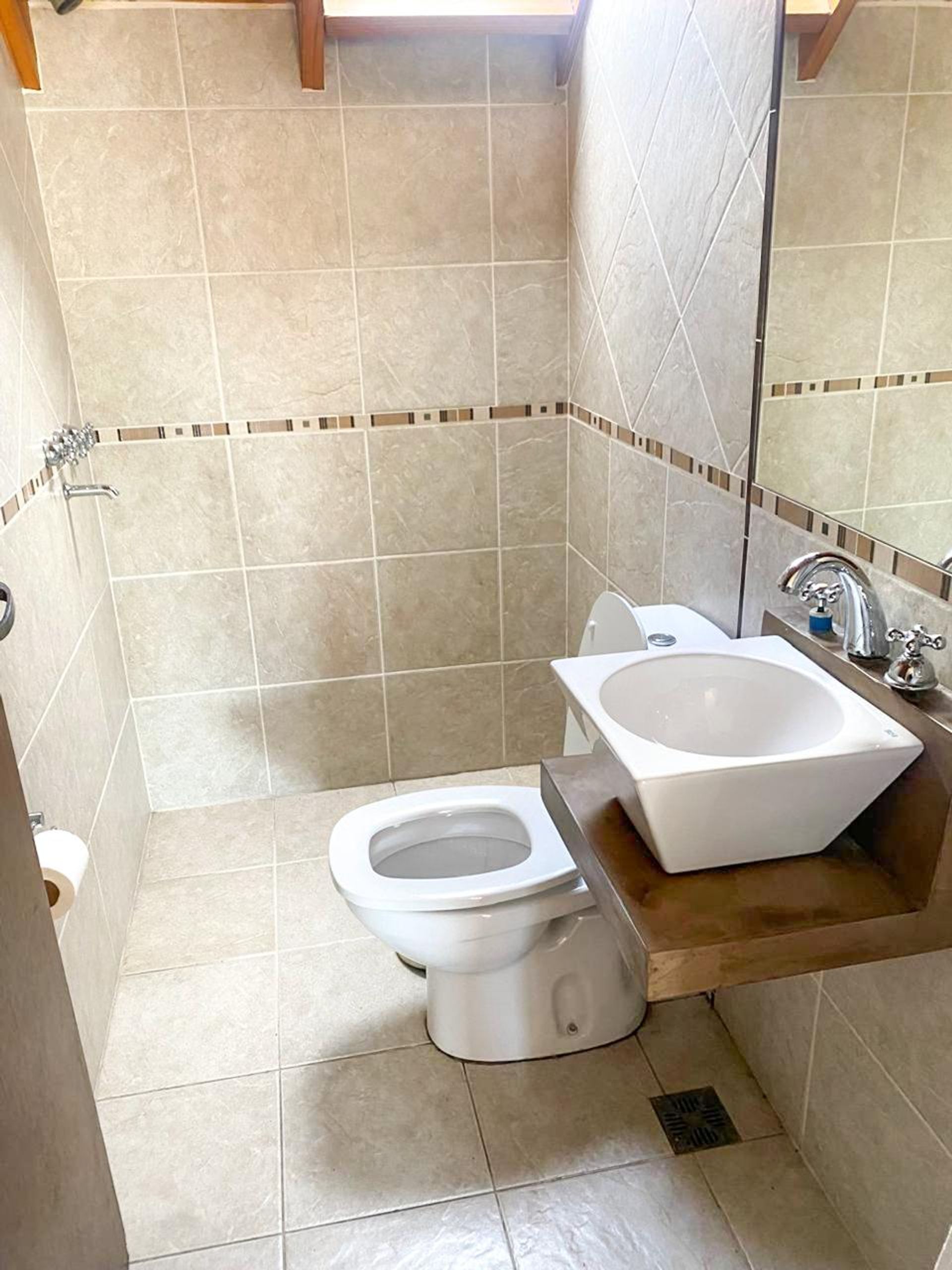 Venta Casa 3amb play pileta cochera.V Adelina.Golf