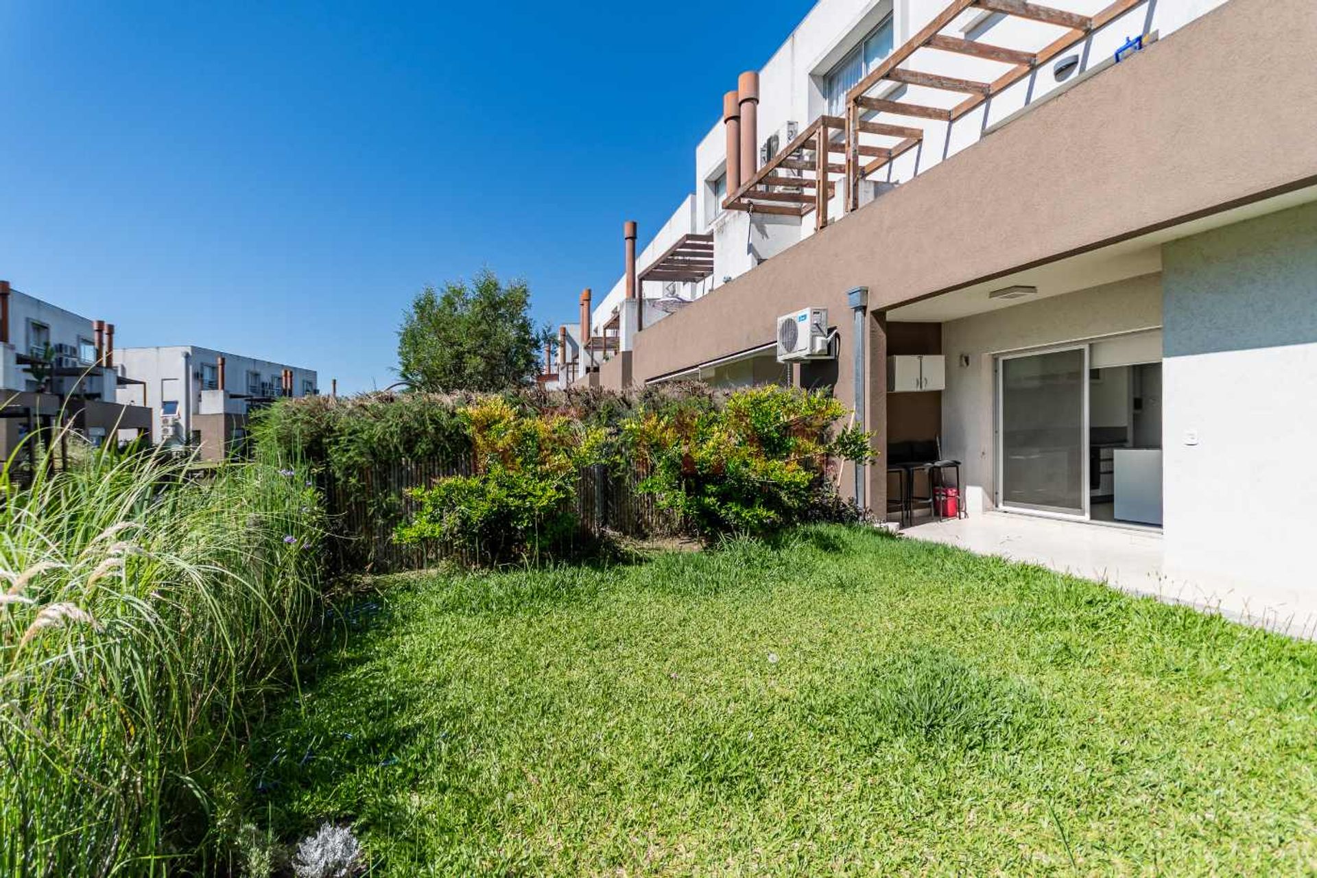 Depto 3 Amb en PB Jardín al lago Parrilla Nordelta