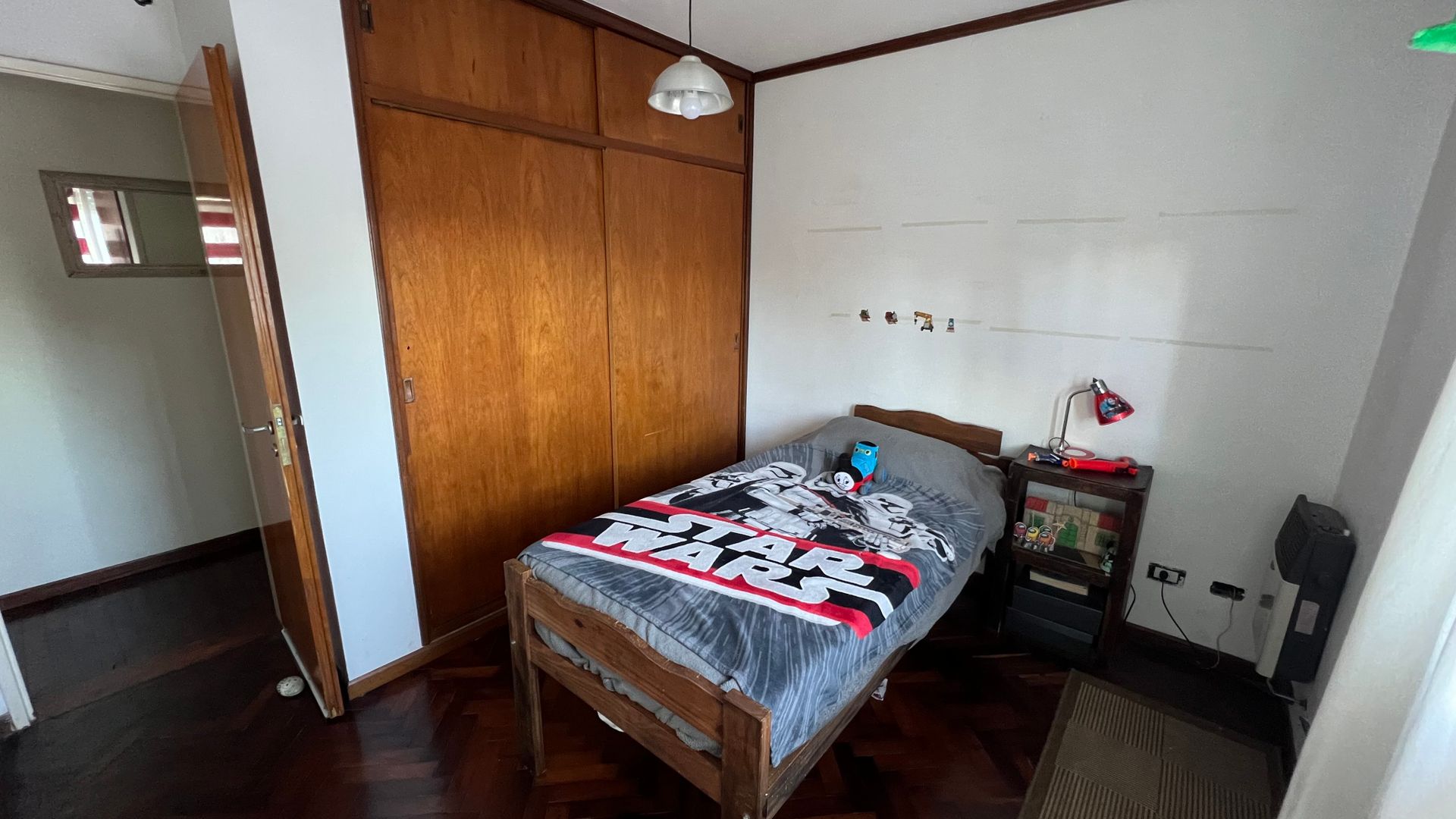 Casa en Venta en Dos Niveles c/Terraza y parrilla