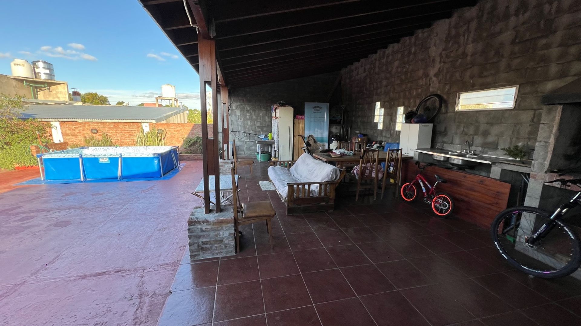 Casa en Venta en Dos Niveles c/Terraza y parrilla