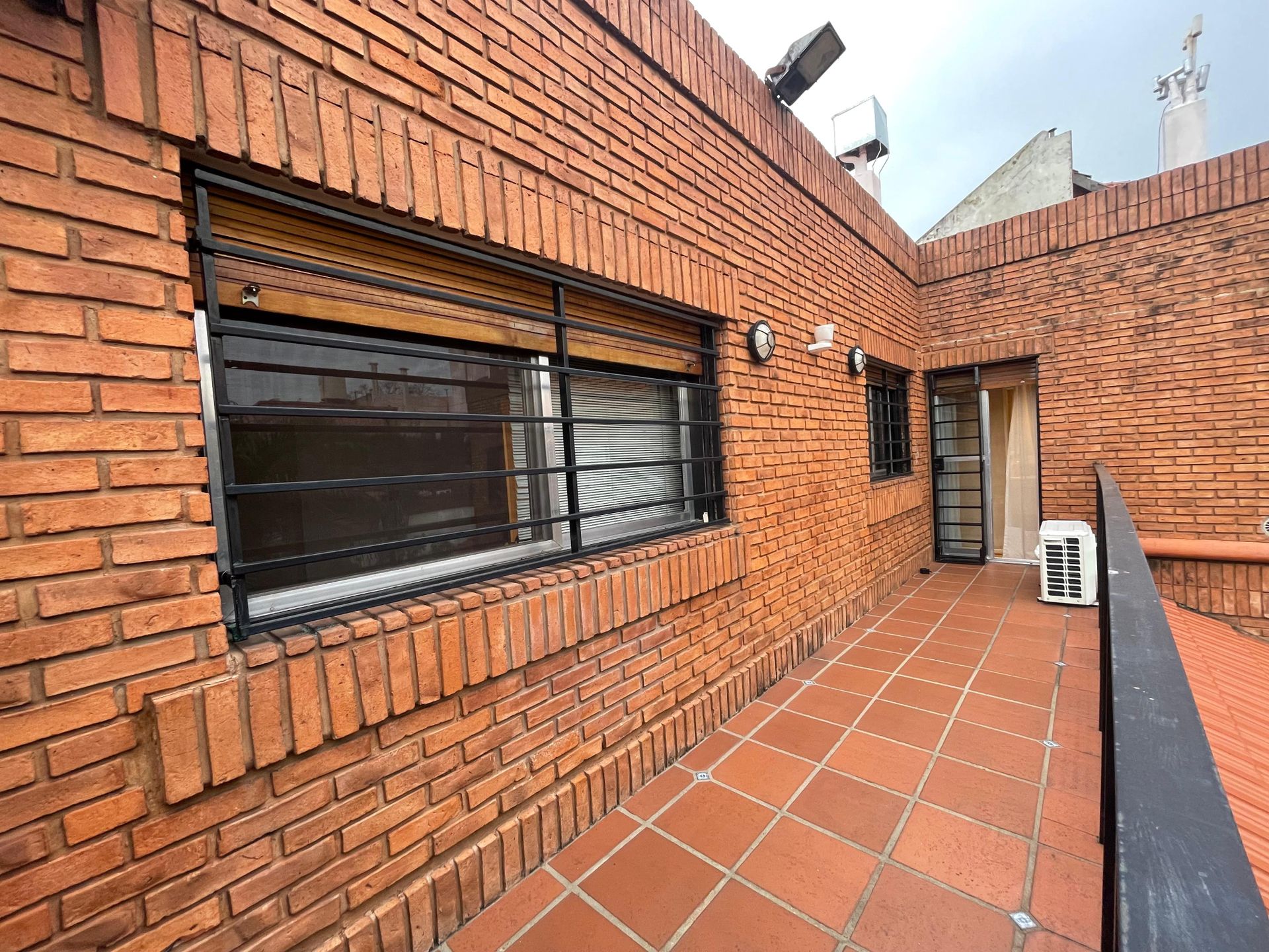 Casa en martinez o Vicente lopez 7 ambientes