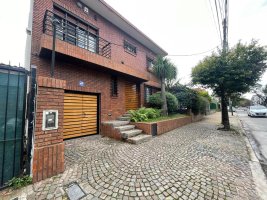 Casa en martinez o Vicente lopez 7 ambientes