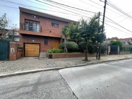 Casa en martinez o Vicente lopez 7 ambientes