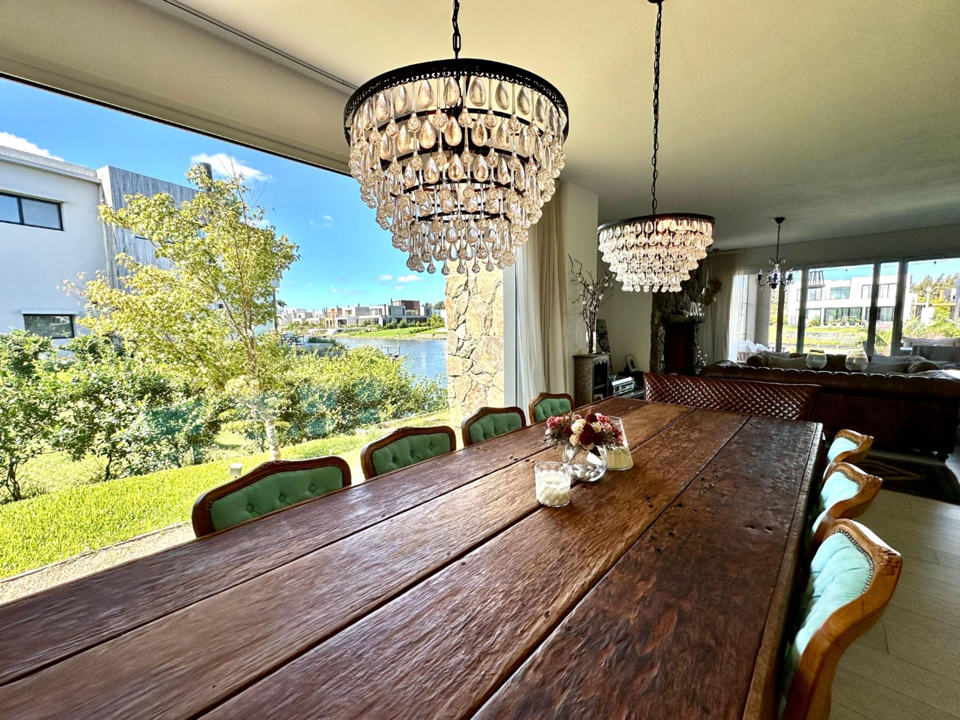 Casa A Laguna En Venta Barrio Carpinchos Nordelta