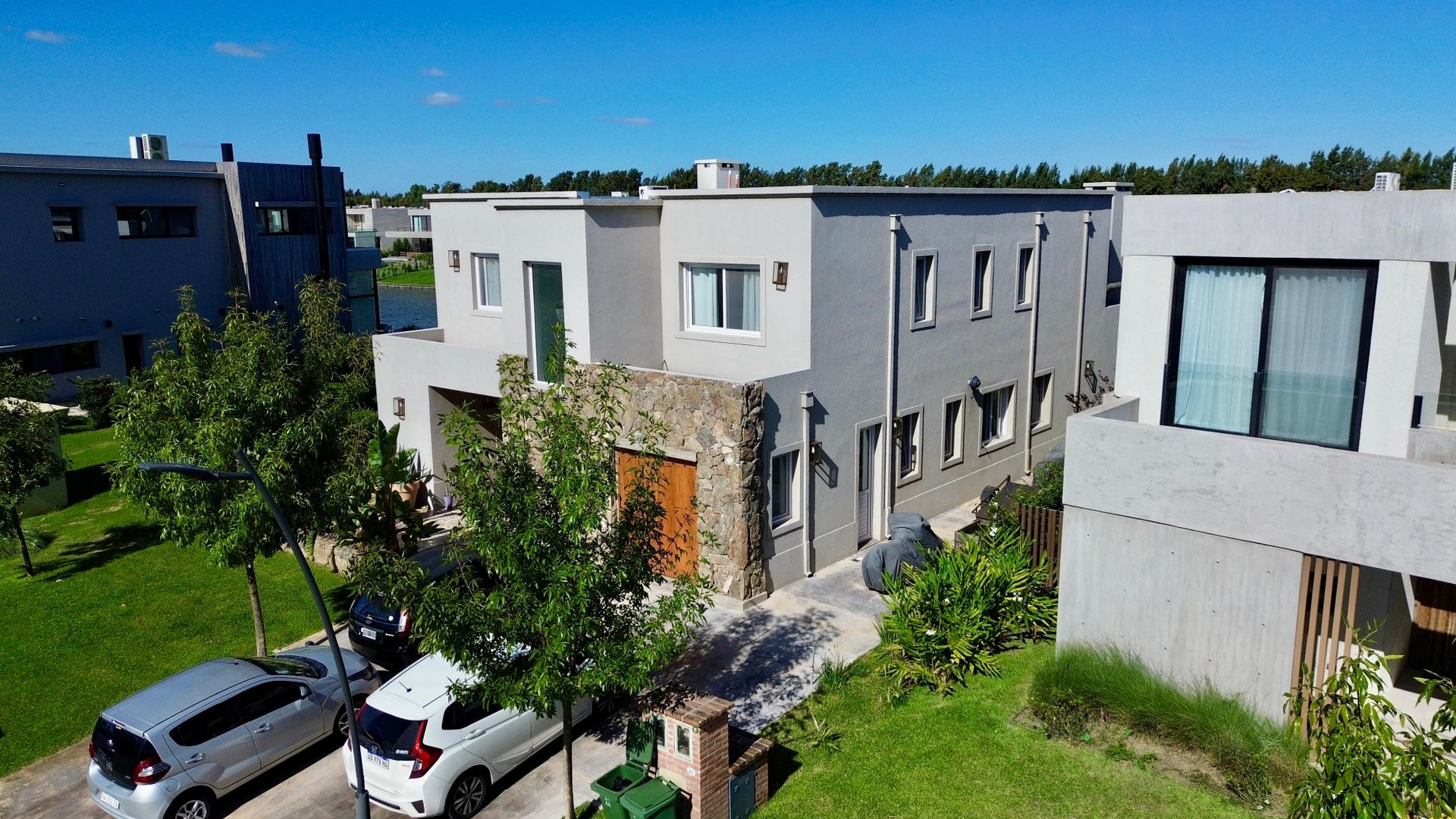 Casa A Laguna En Venta Barrio Carpinchos Nordelta