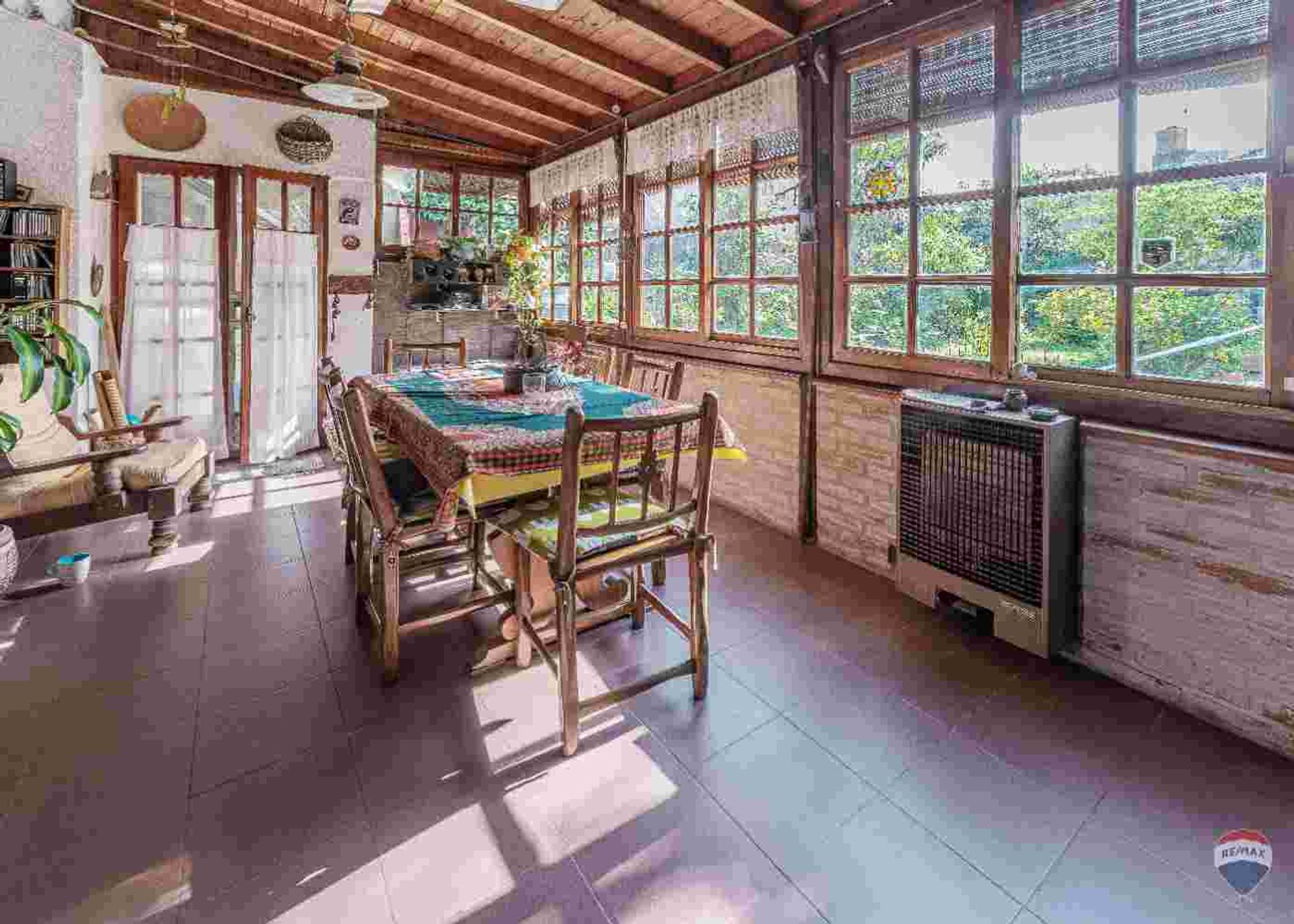 Casa 4 Ambientes En Venta En Victoria Con Piscina