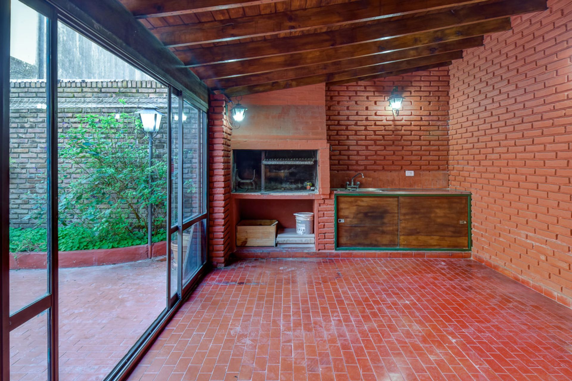 Venta Casa 3 dorm San Isidro La Calabria quincho