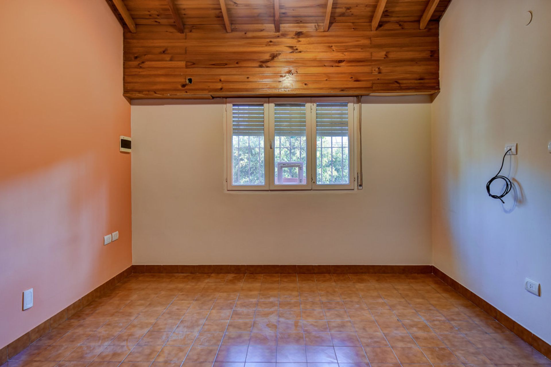 Venta Casa 3 dorm San Isidro La Calabria quincho