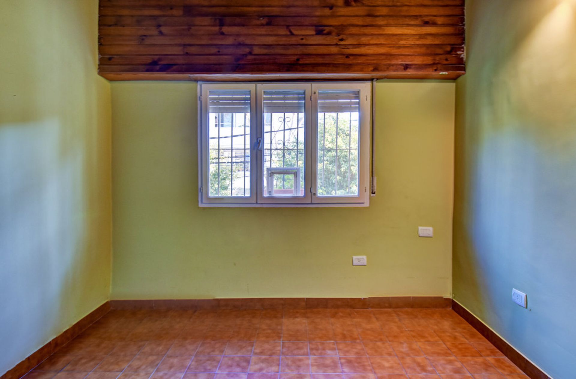 Venta Casa 3 dorm San Isidro La Calabria quincho