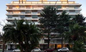 Venta Cochera Con Baulera Puerto De Olivos.