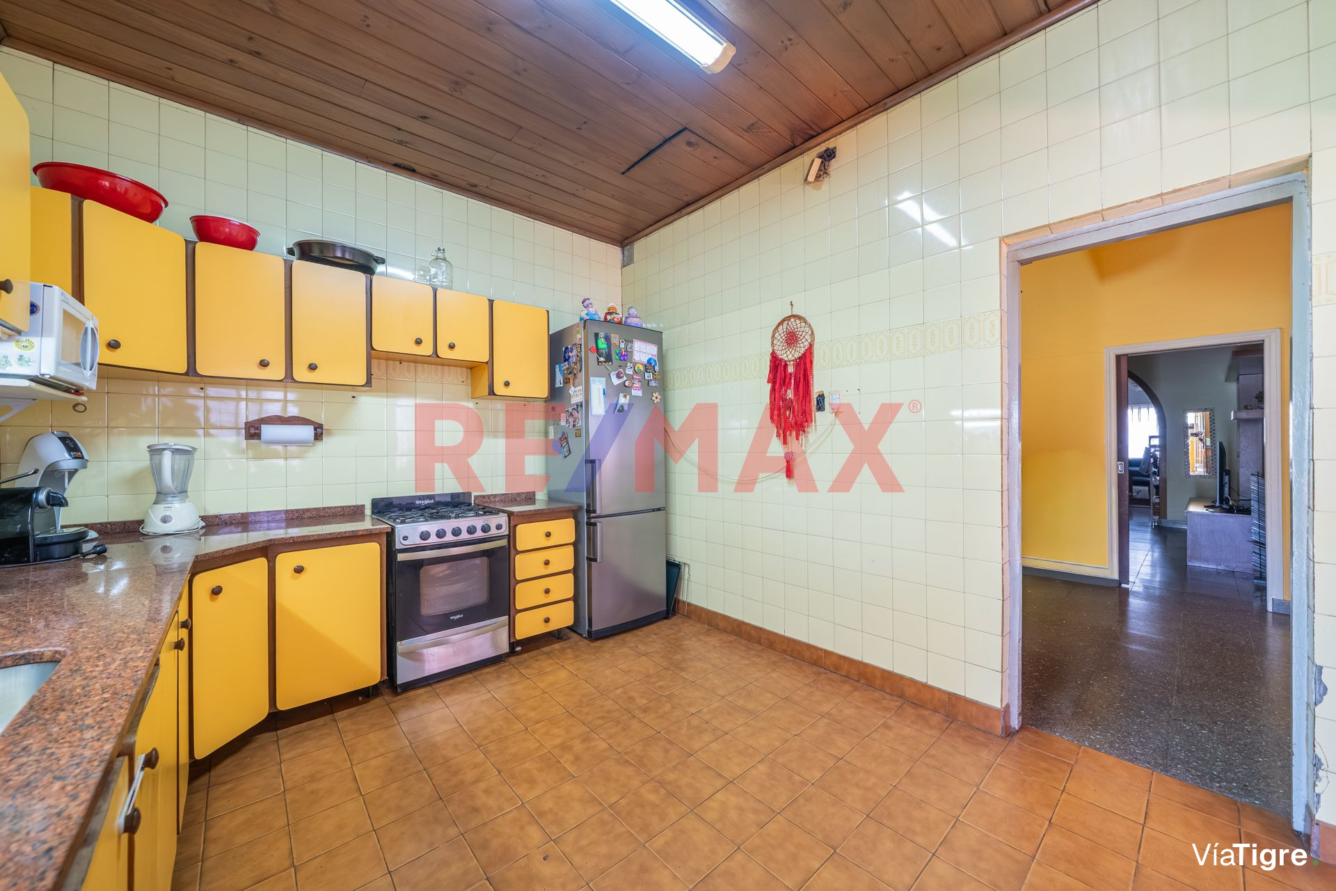 VENTA CASA 6 AMB C/QUINCHO y PILETA -Villa Adelina