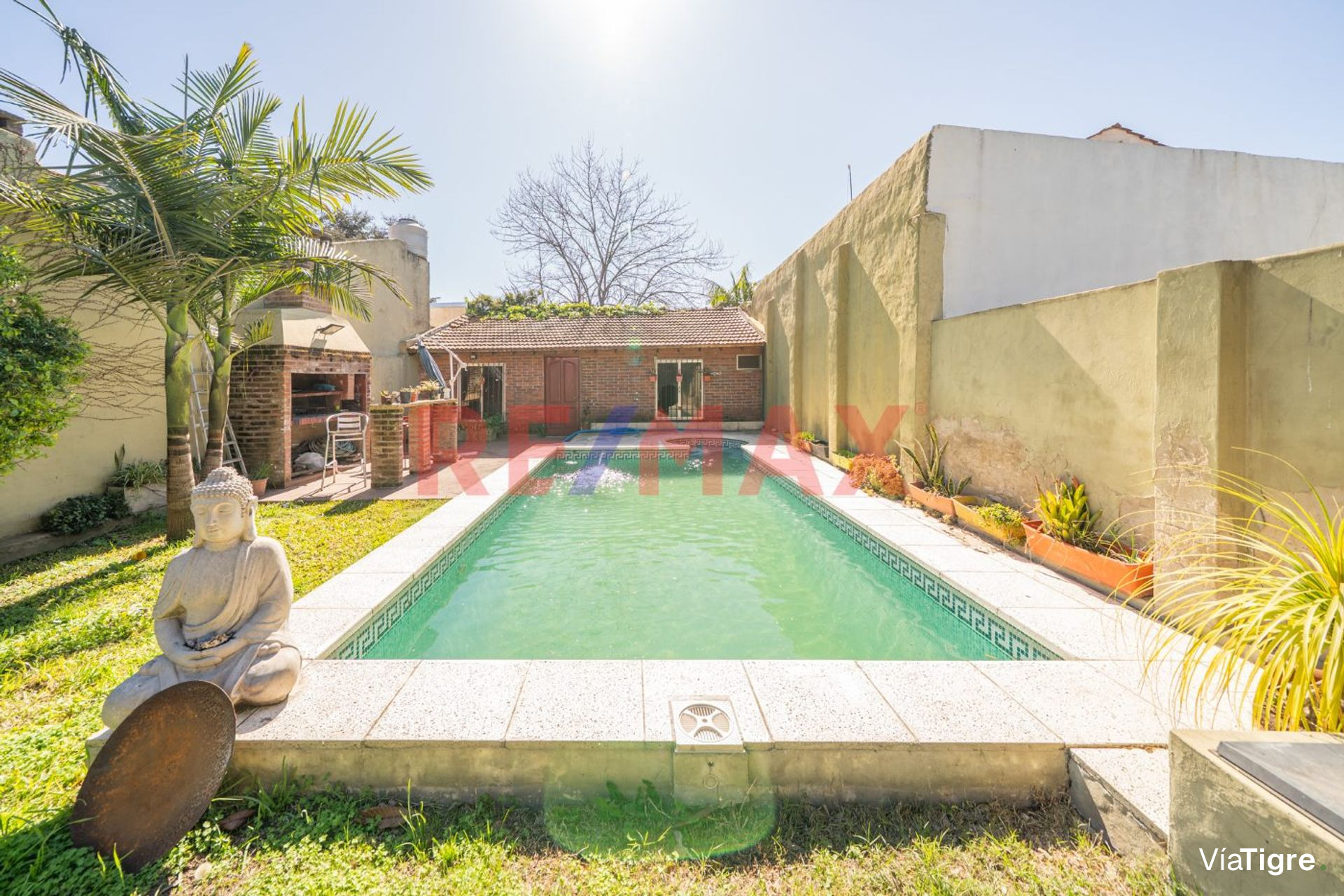 VENTA CASA 6 AMB C/QUINCHO y PILETA -Villa Adelina