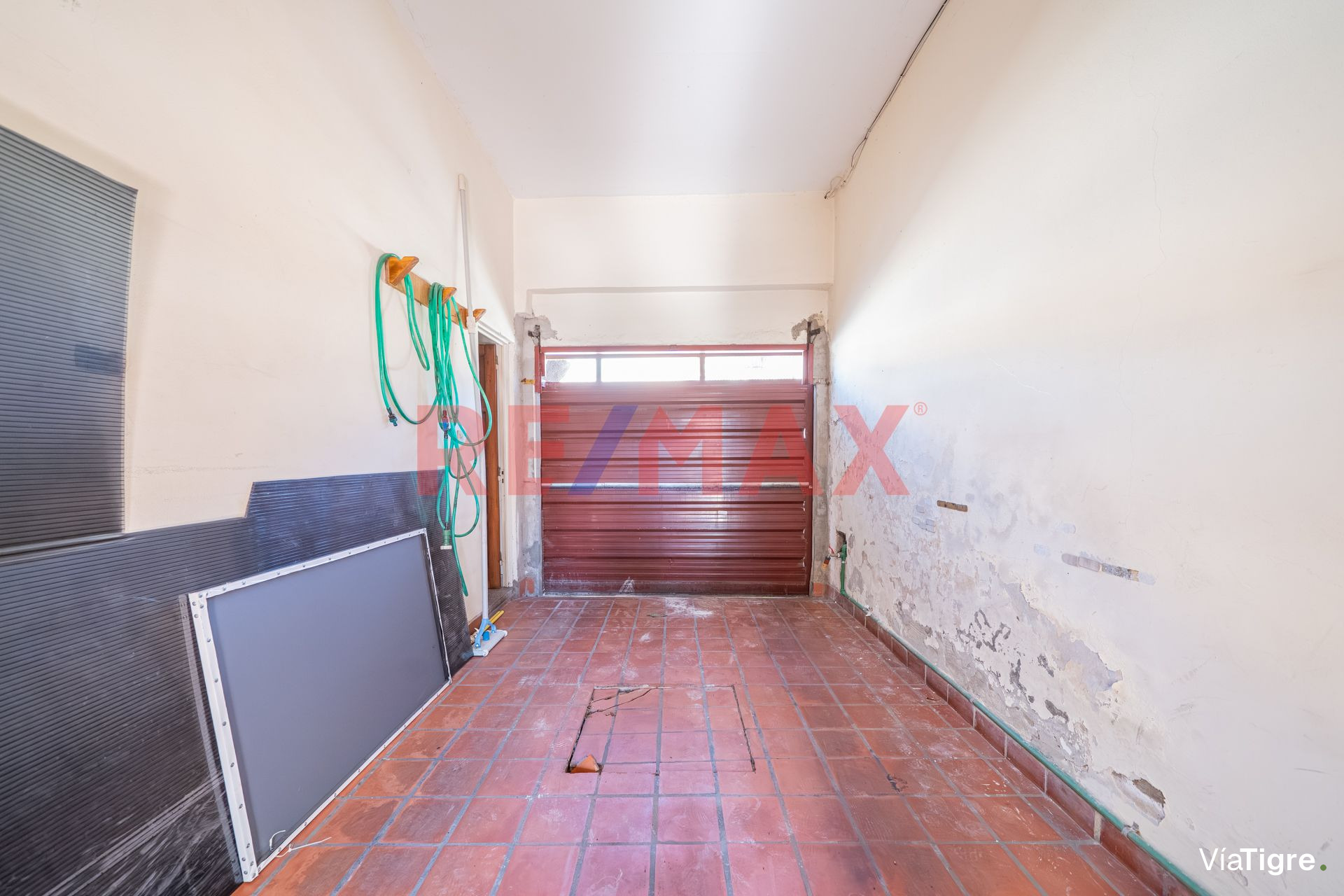 VENTA CASA 6 AMB C/QUINCHO y PILETA -Villa Adelina