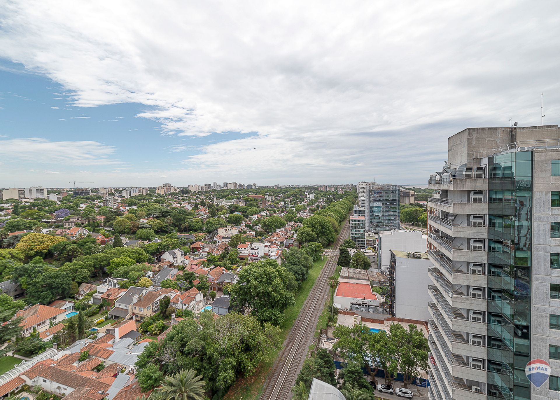 Monoambiente En Alquiler Torre Premium Libertador