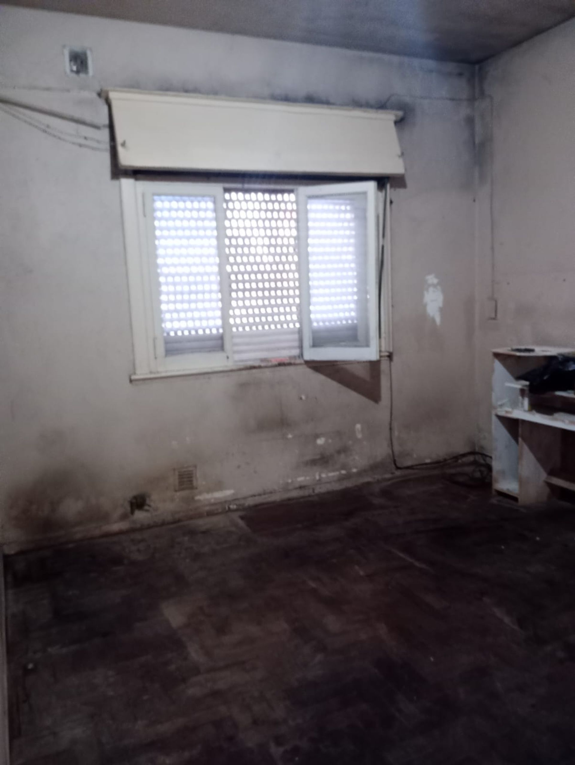 PH 3 amb P B. en venta en Carapachay a refaccionar