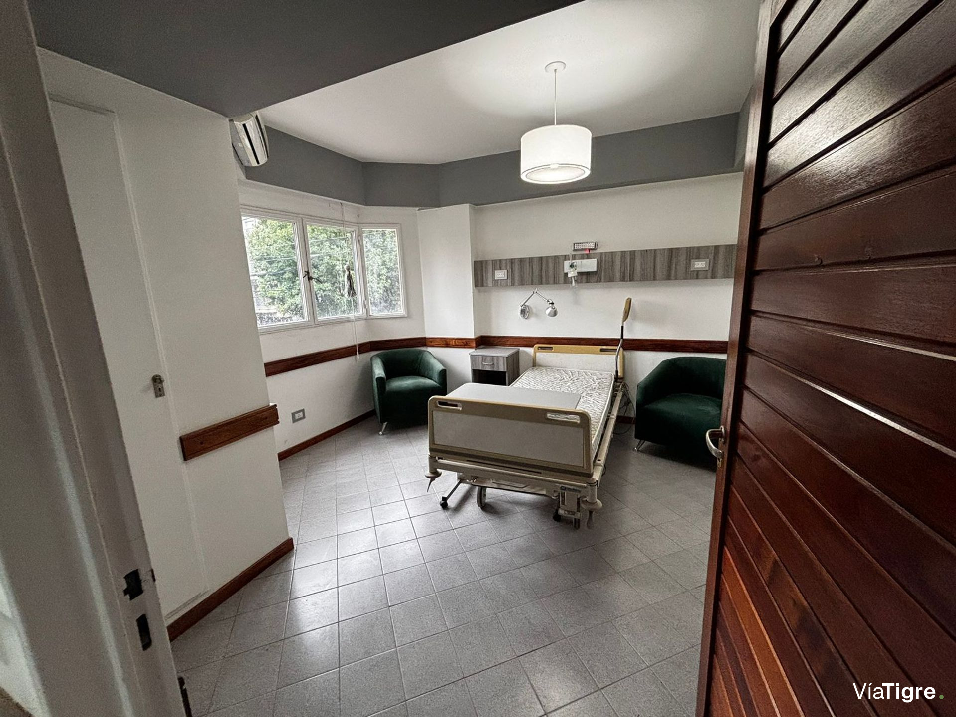 Alquiler Edificio Centro Medico - Consultorios