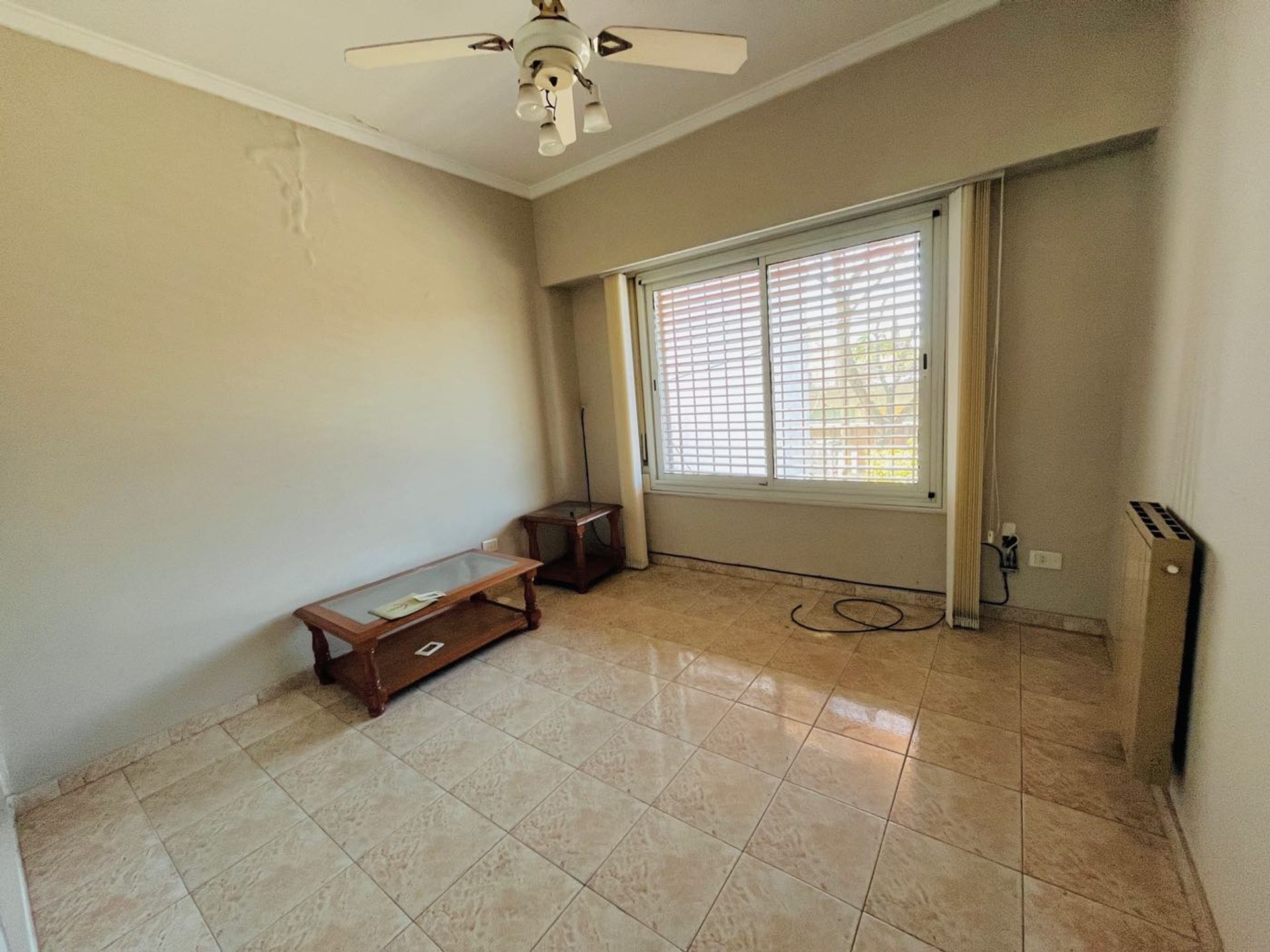 Chalet En Venta 4 Dormitorios Parque Y Pileta