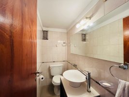 Chalet En Venta 4 Dormitorios Parque Y Pileta