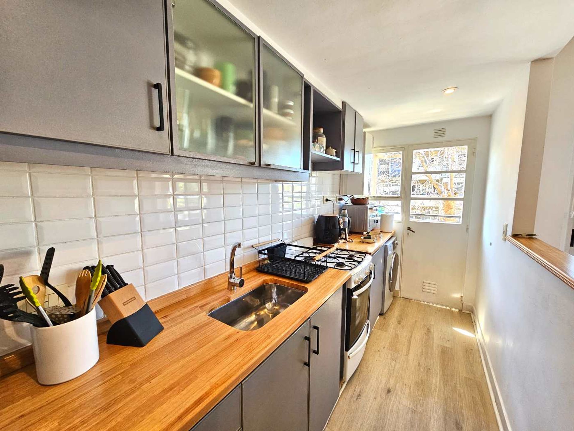 Venta Departamento 2 Amb Tigre Pileta Cochera