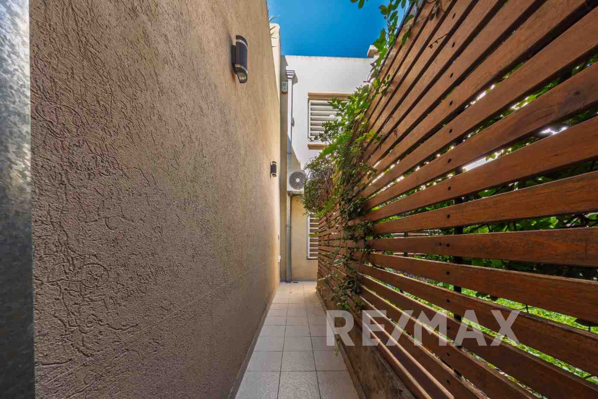 Venta Ph En Olivos 4 Amb. Con Cochera Y Jardin