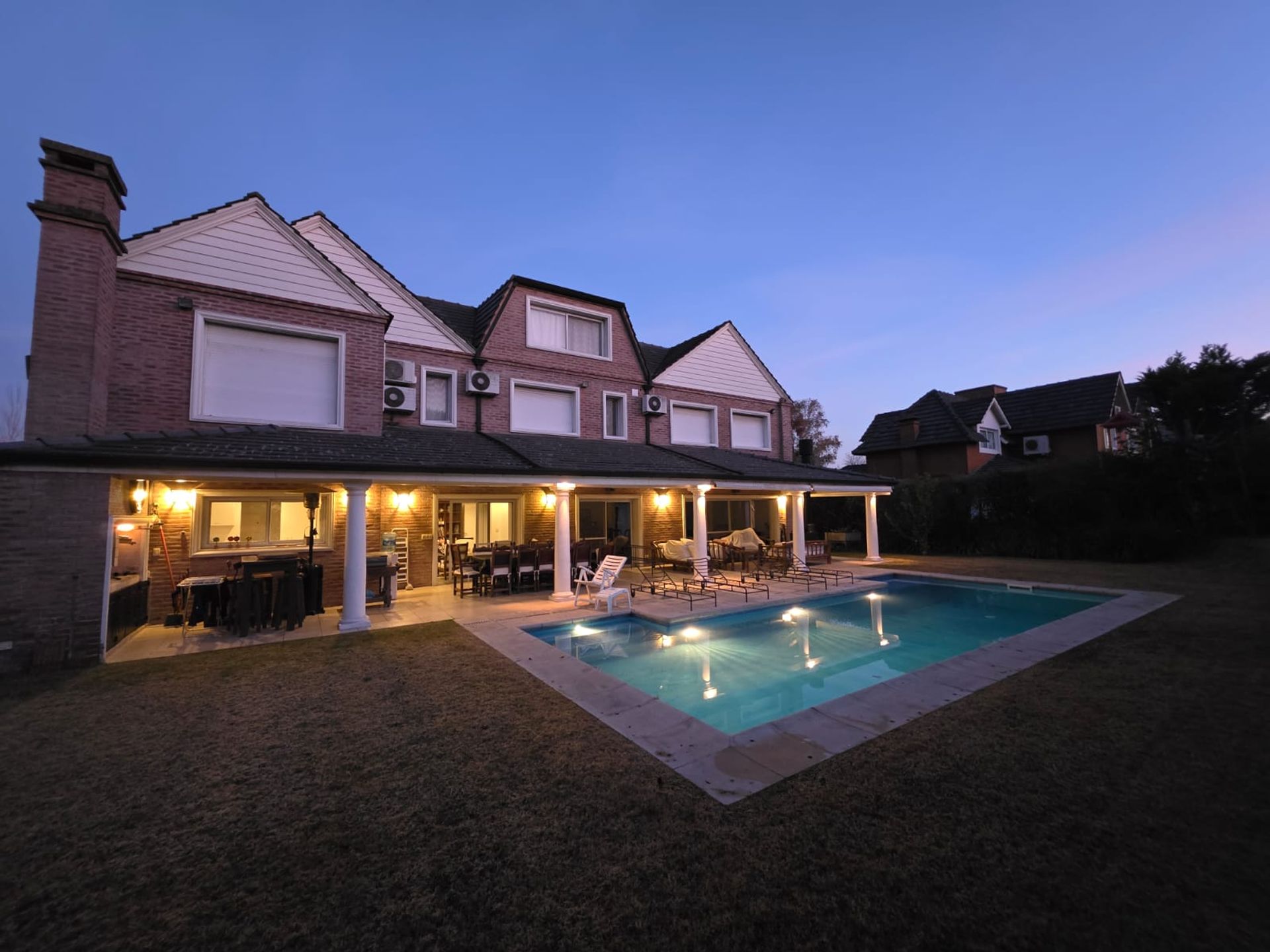 Venta Casa 7 Amb Piscina En La Colina Don Torcuato